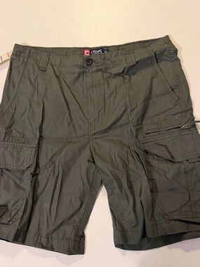 Chaps Dark Green Cargo Shorts - Men's NWT Size 36